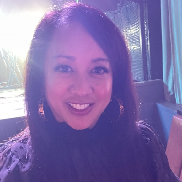 🦋MsEm show is on!! Come join!🦋 - Picture 2 of 11